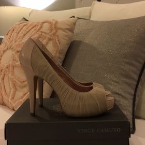 Brand New Vince Camuto Moda Heels In Bisque ❤️